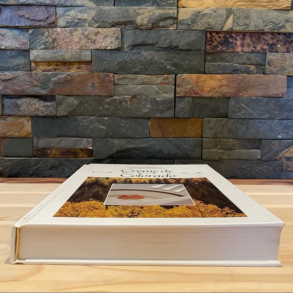 Crème de Colorado Cookbook - The Junior League of Denver, Incorporated - Picture 14 of 16